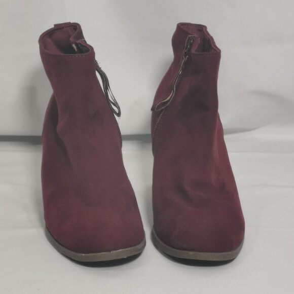 Burgundy Old Navy Booties Size 8 EUC #42 - Picture 2 of 8